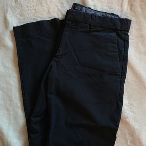 GAP Khakis - Size 32/30 Slim Fit